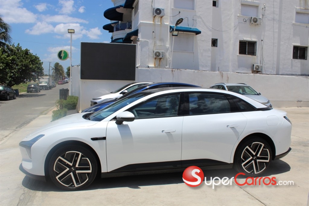 2026 Xpeng Mona M03 — foto 8 / 12
