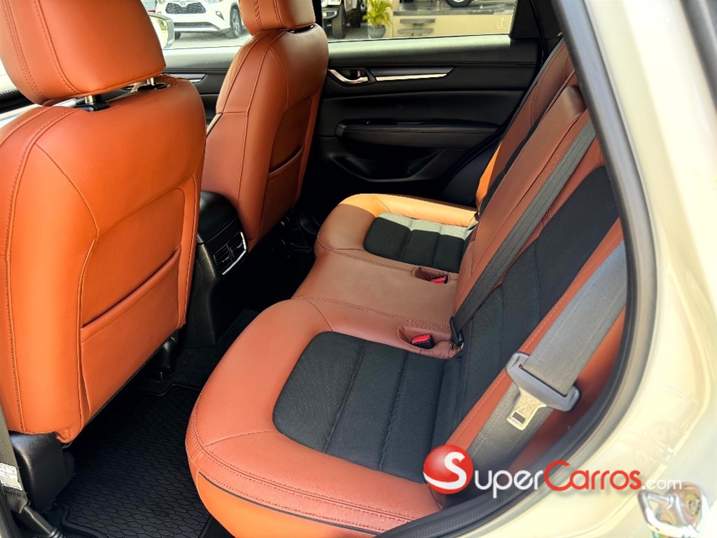 2024 Mazda CX-5 Carbon Edition — foto 6 / 11