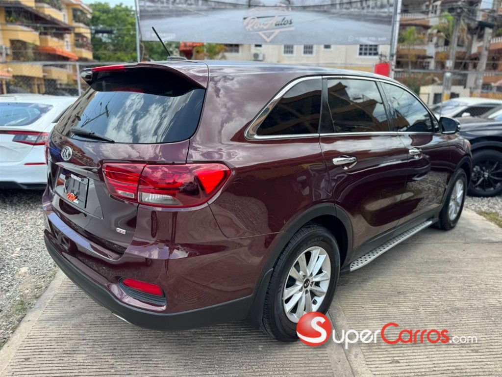 2019 Kia Sorento LX — foto 6 / 9