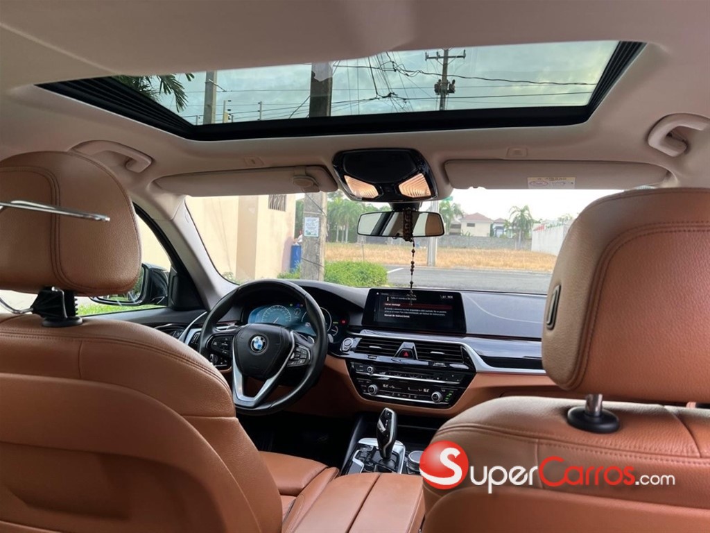 2020 BMW Serie 5 — foto 10 / 12