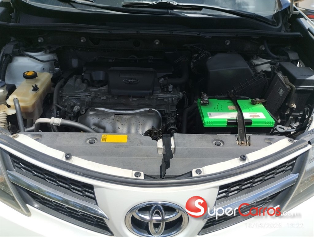 2013 Toyota RAV4 XLE — foto 11 / 11