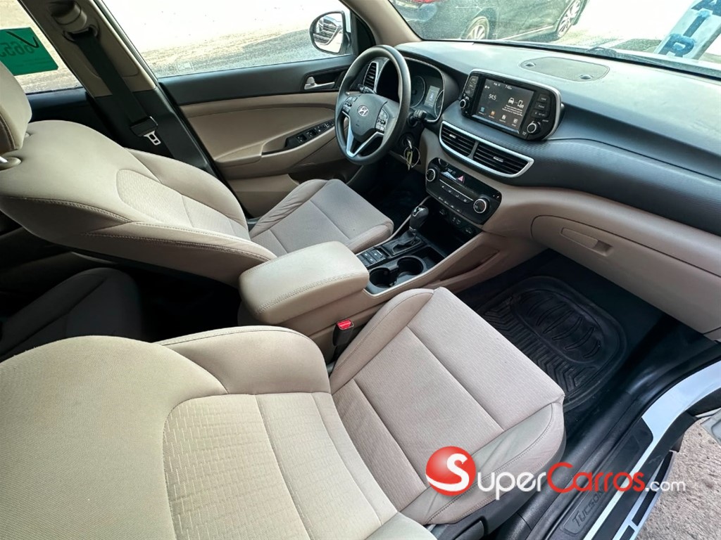 2021 Hyundai Tucson SE — foto 8 / 12