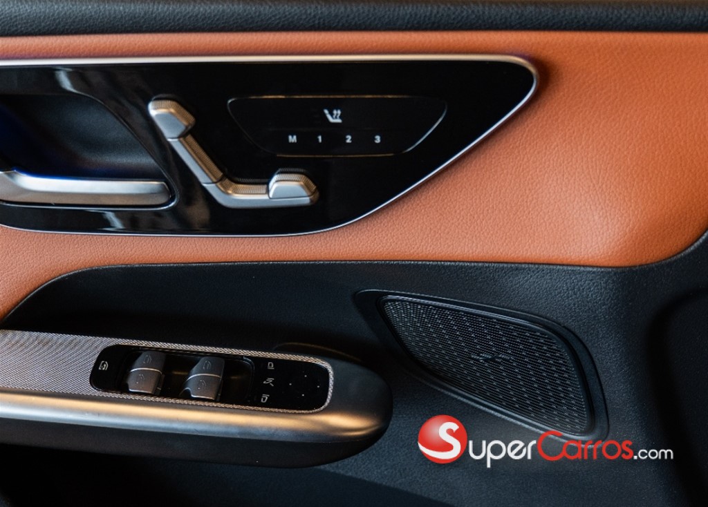 2024 Mercedes-Benz Clase GLC 300 4MATIC — foto 6 / 12