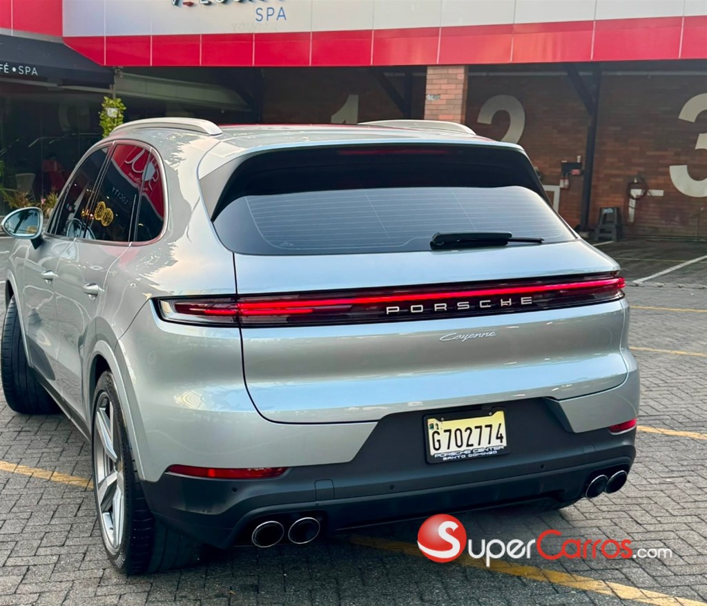 2024 Porsche Cayenne — foto 3 / 10