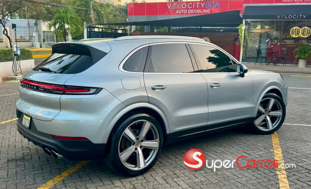 2024 Porsche Cayenne — foto 4 / 10