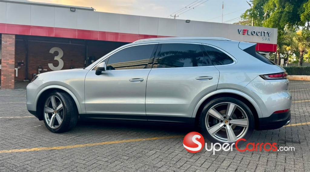 2024 Porsche Cayenne — foto 5 / 10