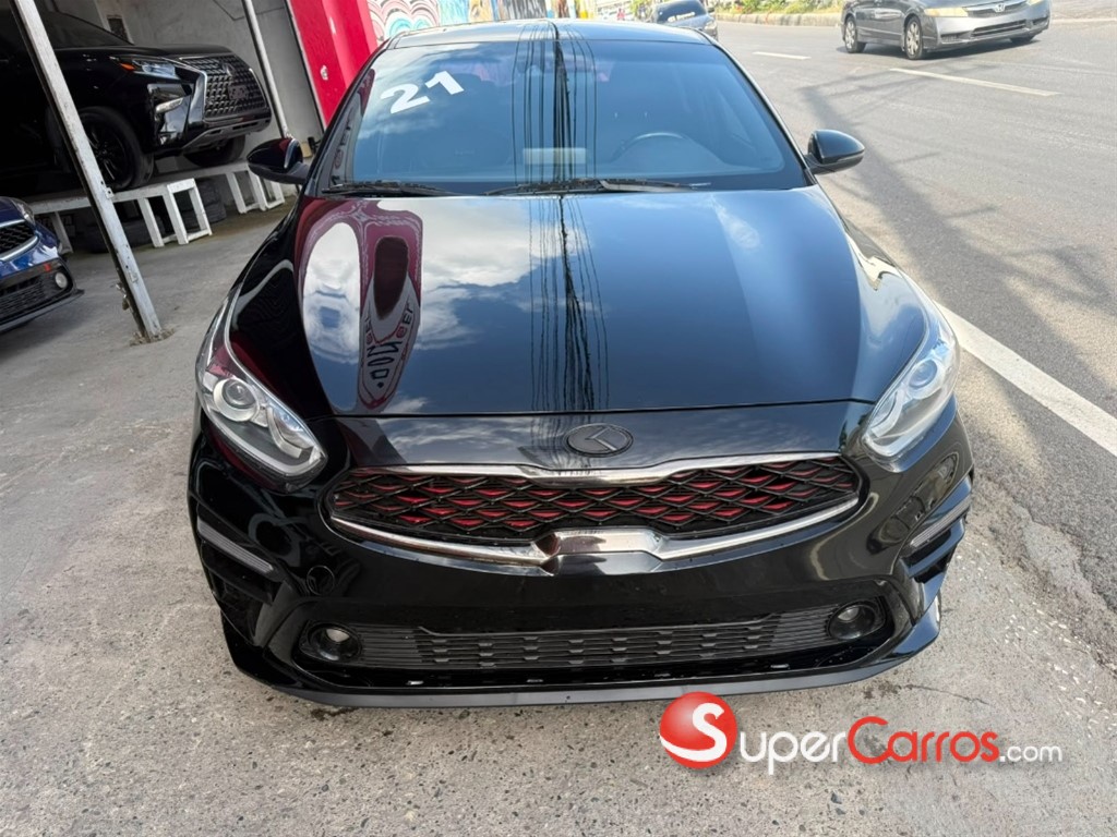 2021 Kia Forte GT Line — foto 2 / 12