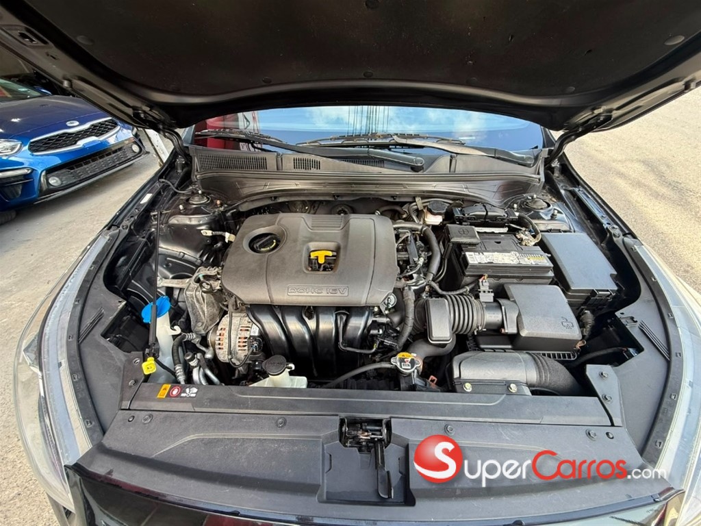 2021 Kia Forte GT Line — foto 12 / 12