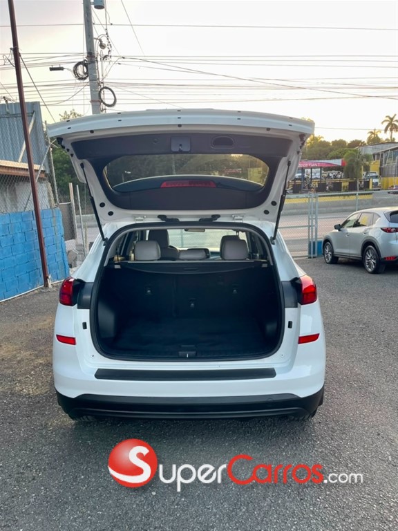 2021 Hyundai Tucson SE — foto 9 / 10