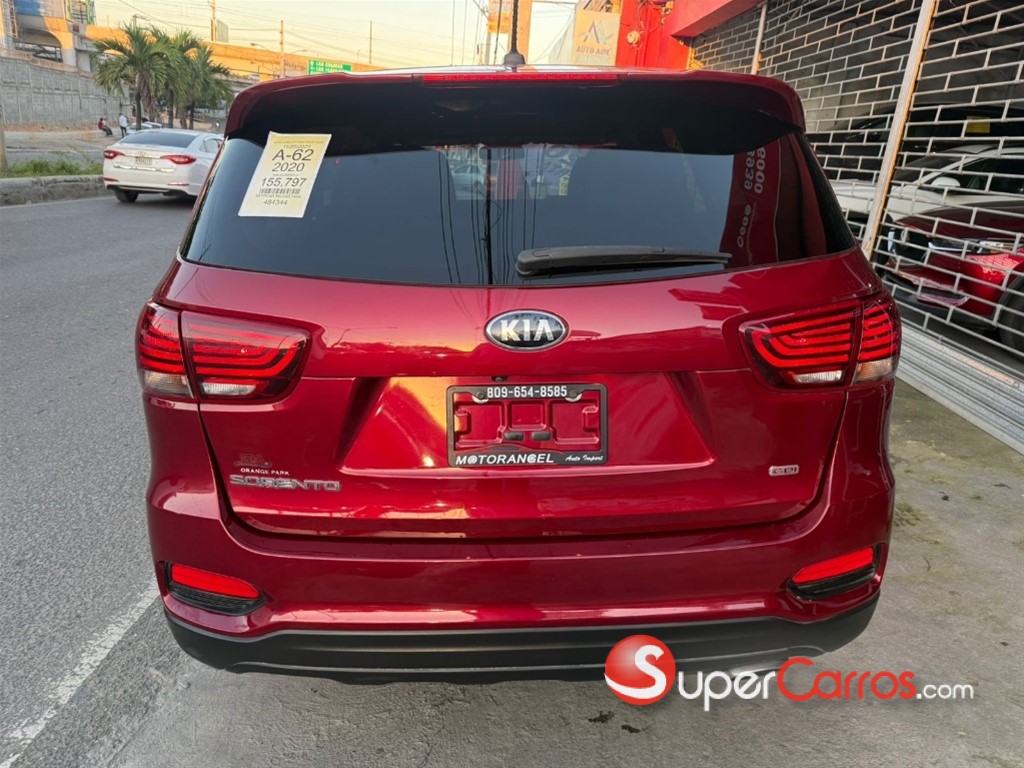 2020 Kia Sorento LX — foto 5 / 12