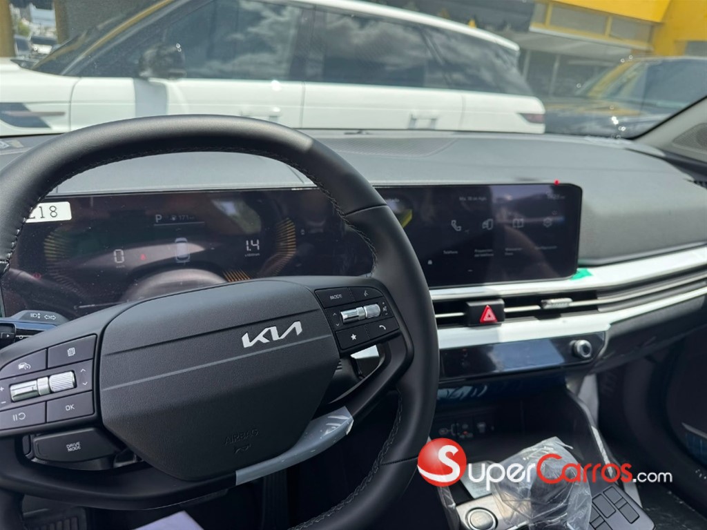 2027 Kia Sportage — foto 4 / 4