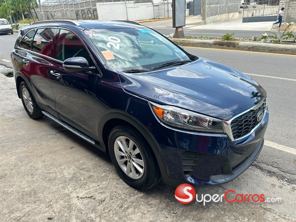 2020 Kia Sorento LX — foto 1 / 12