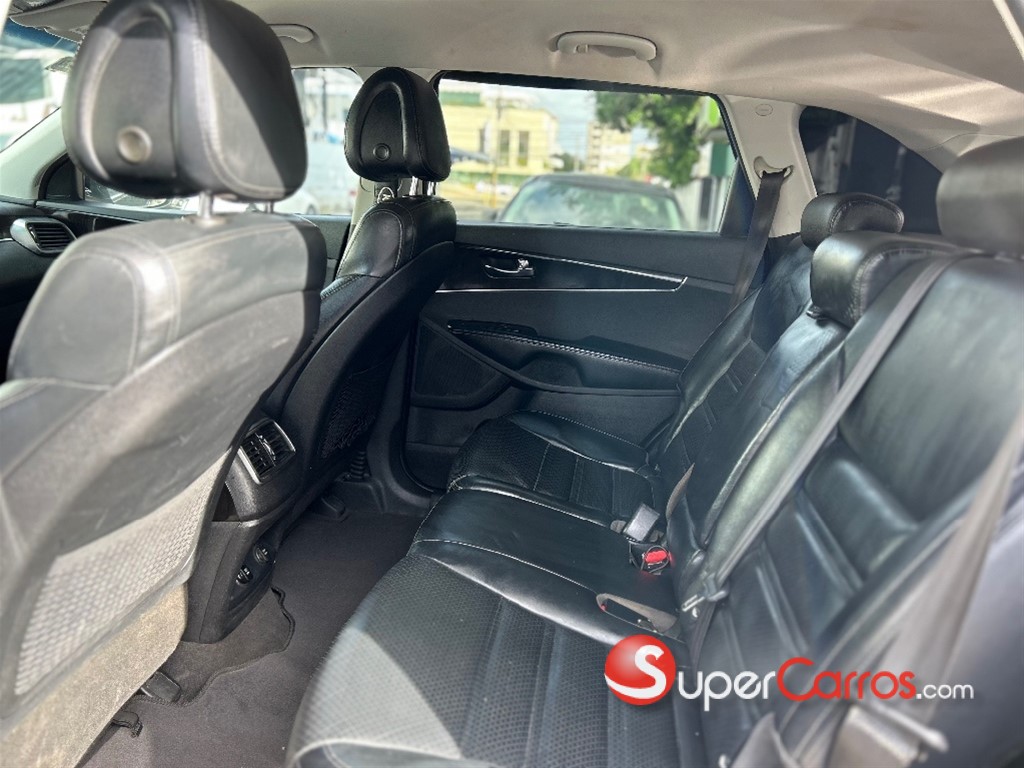 2016 Kia Sorento EX — foto 4 / 6
