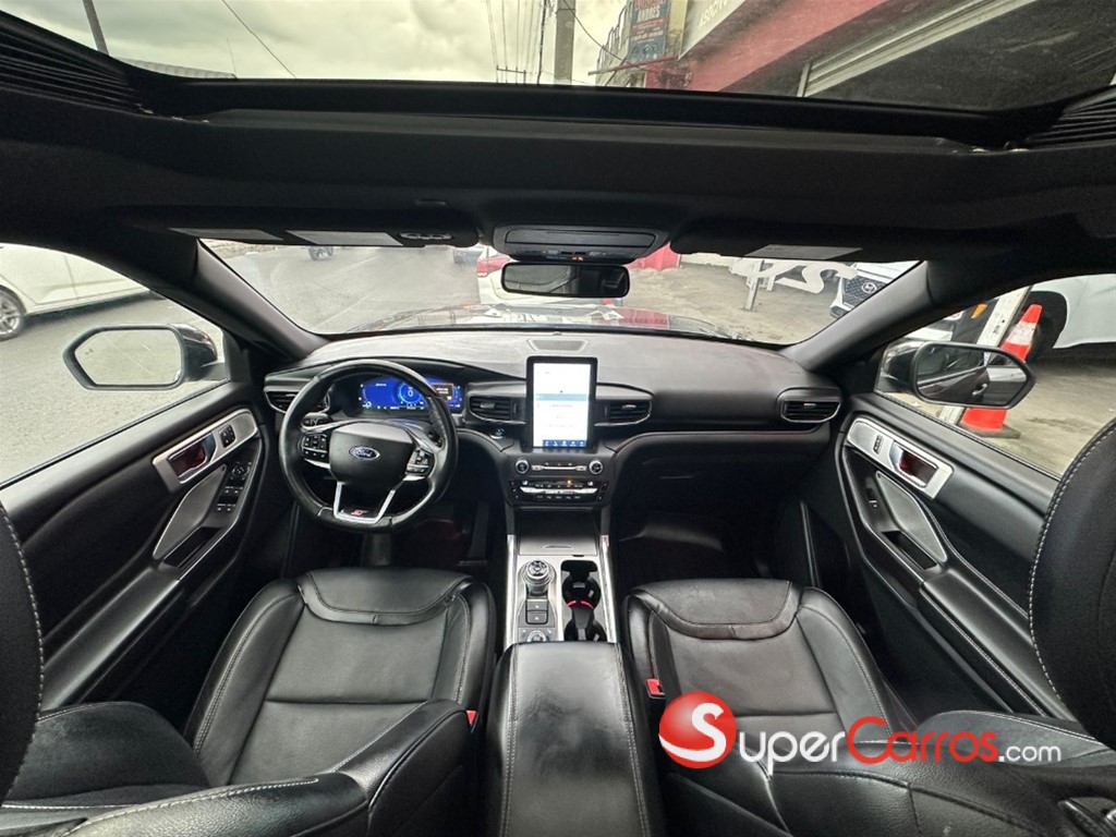 2020 Ford Explorer ST — foto 9 / 12