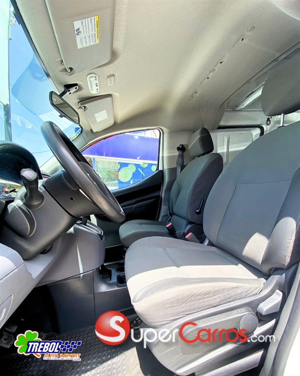 2021 Nissan NV 200 — foto 7 / 8