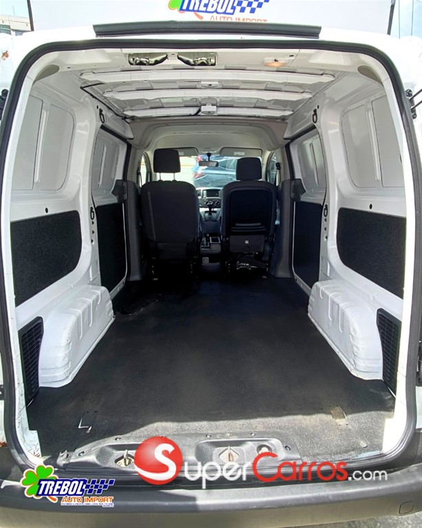 2021 Nissan NV 200 — foto 8 / 8