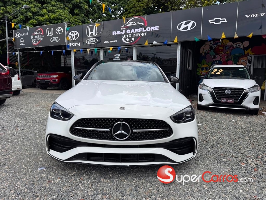 2022 Mercedes-Benz Clase C 300 AMG — foto 2 / 12