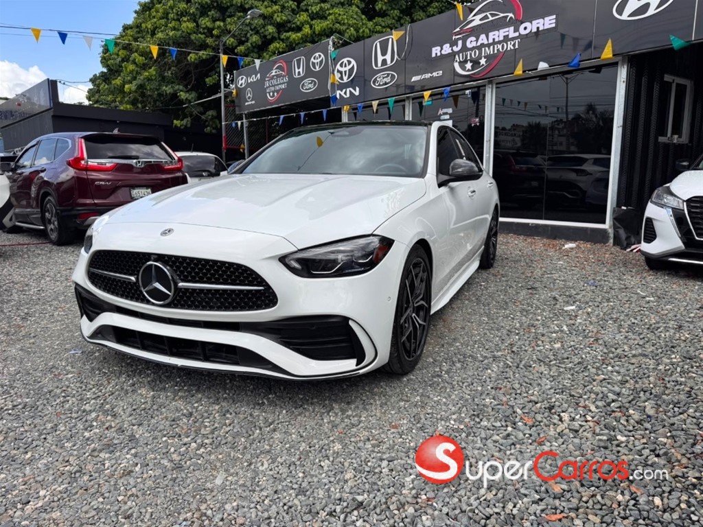 2022 Mercedes-Benz Clase C 300 AMG — foto 3 / 12
