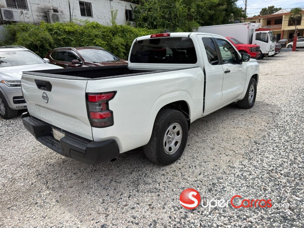 2024 Nissan Frontier S — foto 5 / 10