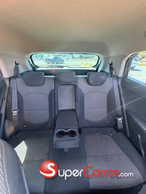2016 Hyundai Cantus — foto 8 / 10