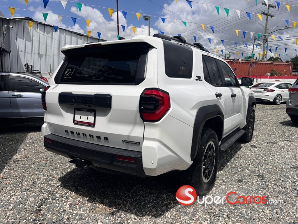 2025 Toyota 4 Runner TRD Off-Road Premium — foto 3 / 12