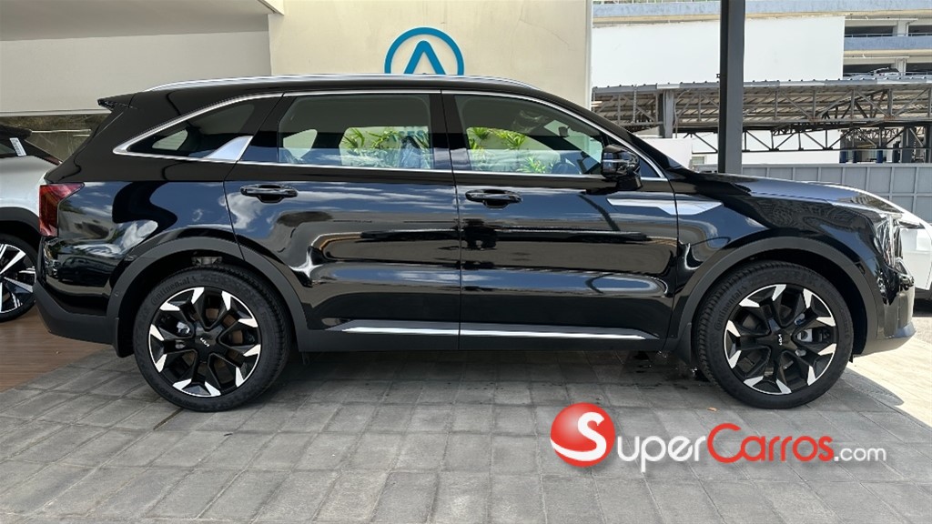 2027 Kia Sorento Limited — foto 4 / 12