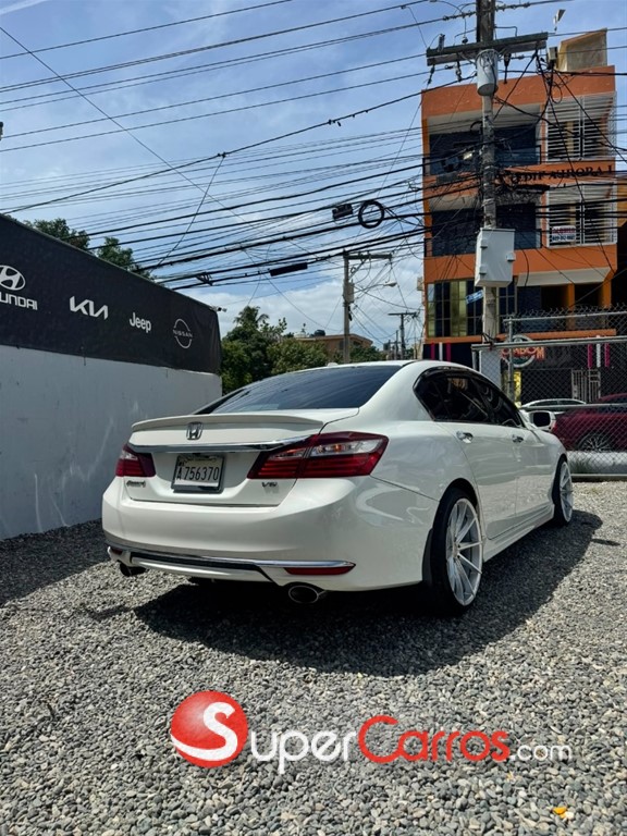 2017 Honda Accord V6 — foto 10 / 11
