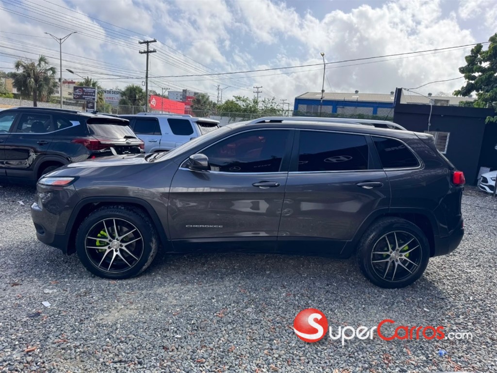 2014 Jeep Cherokee Altitude — foto 12 / 12