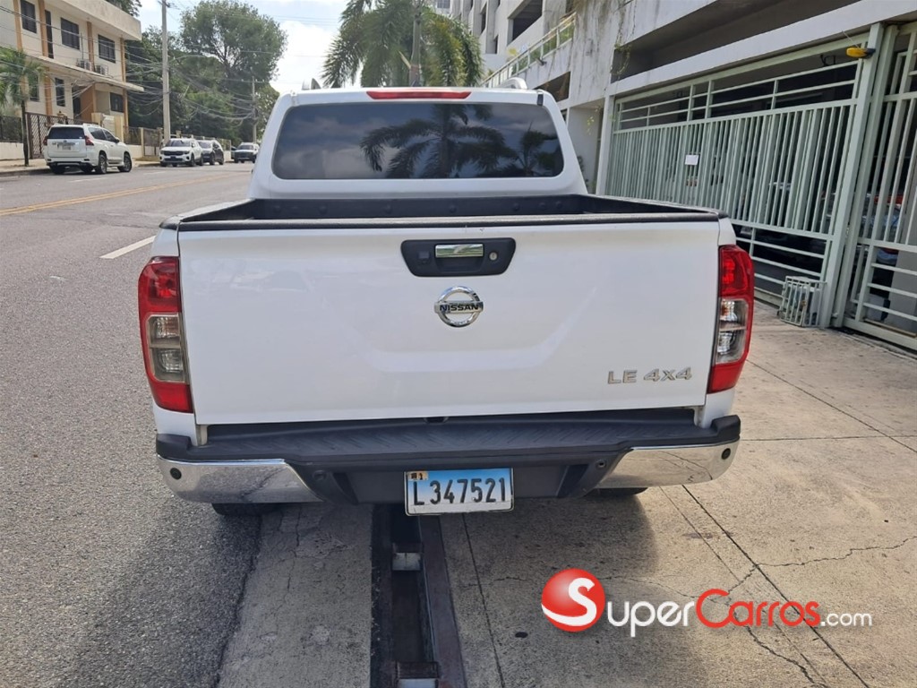 2016 Nissan Frontier LE — foto 8 / 11