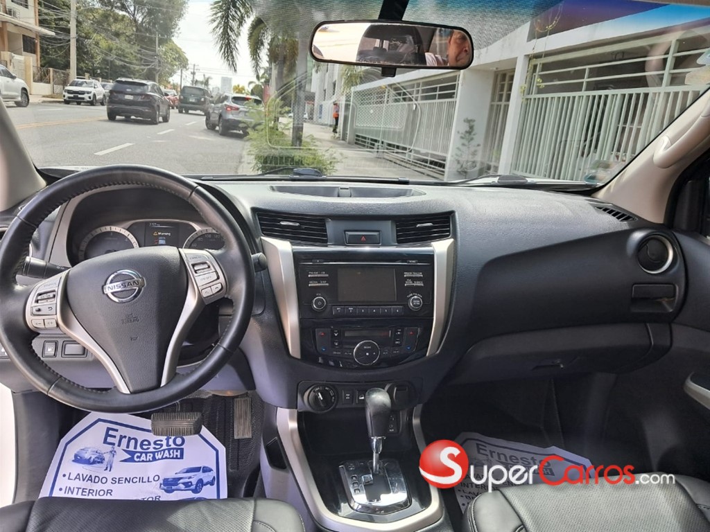 2016 Nissan Frontier LE — foto 9 / 11