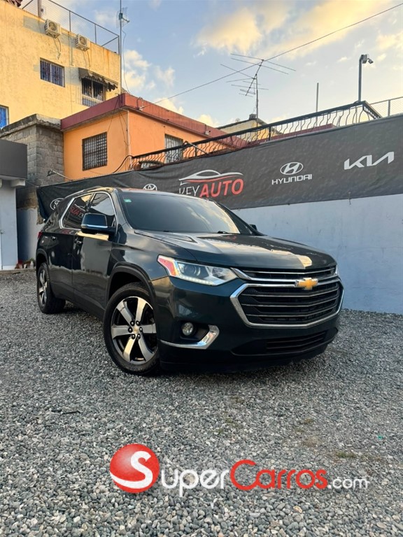 2018 Chevrolet Traverse LT — foto 2 / 11