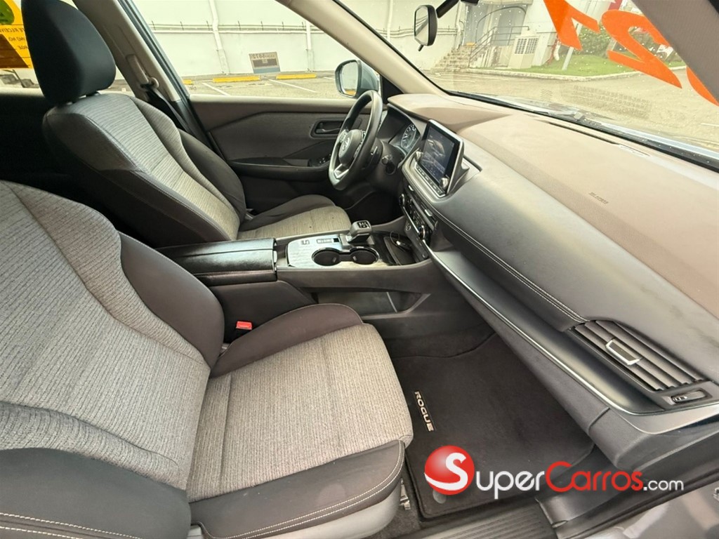 2021 Nissan Rogue S — foto 8 / 11