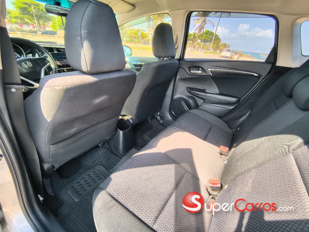 2020 Honda Fit LX — foto 7 / 12