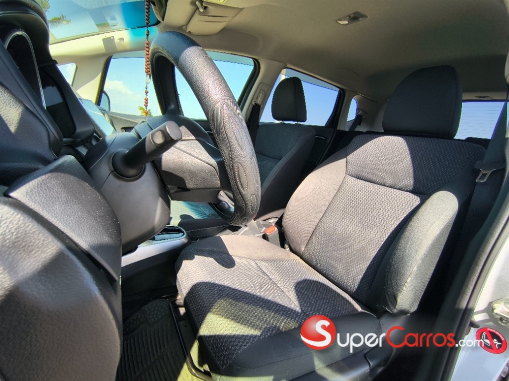 2020 Honda Fit LX — foto 9 / 12
