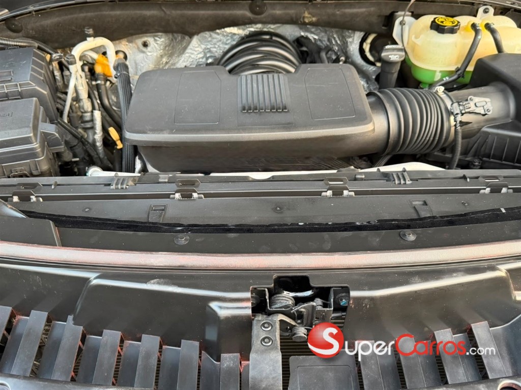 2021 Chevrolet Suburban LT — foto 12 / 12