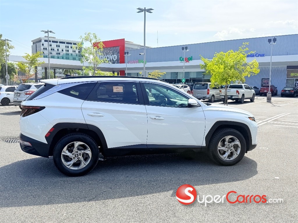 2022 Hyundai Tucson SEL — foto 9 / 12