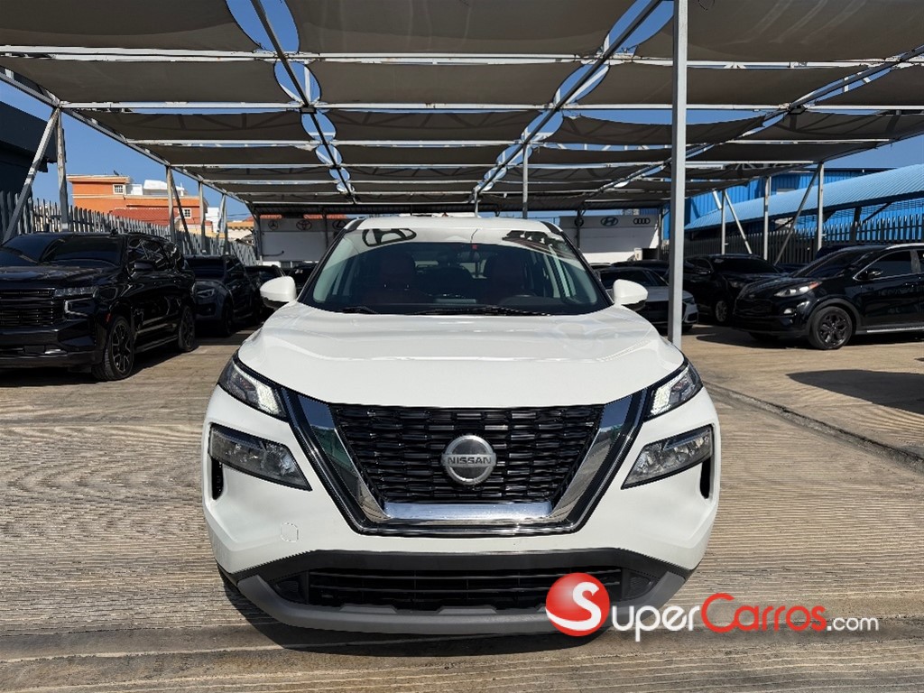 2021 Nissan Rogue SV — foto 2 / 12