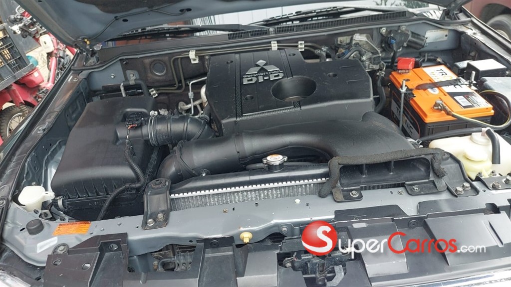 2019 Mitsubishi Motors Montero — foto 6 / 9