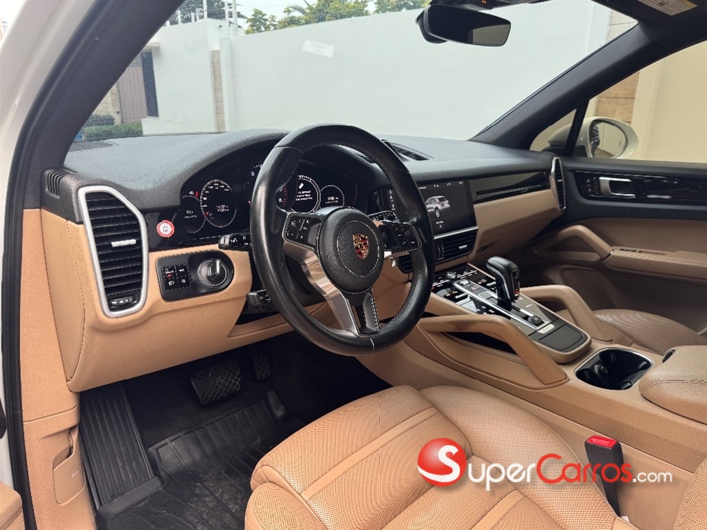 2020 Porsche Cayenne — foto 9 / 11