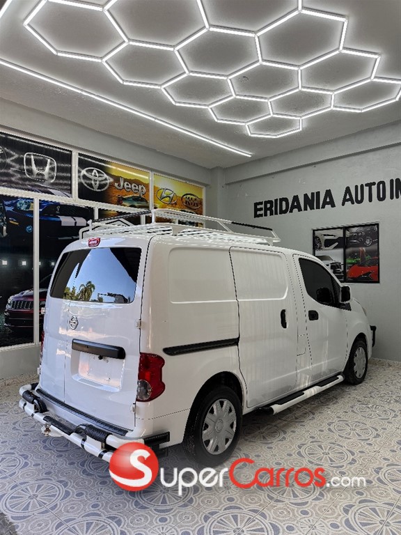 2017 Nissan NV 200 — foto 4 / 7