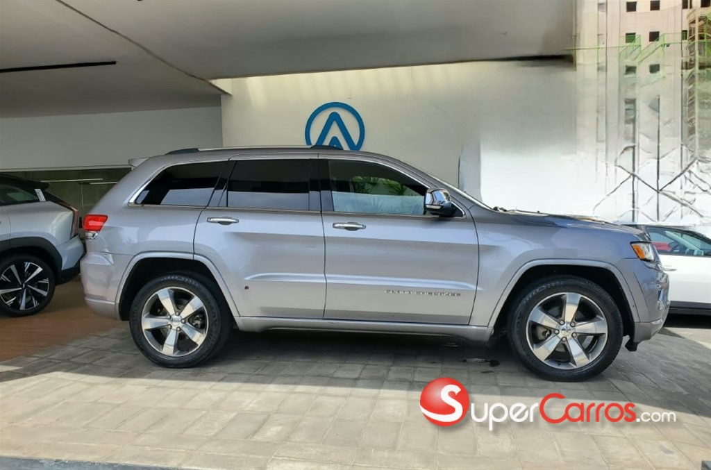 2015 Jeep Cherokee Overland — foto 3 / 12