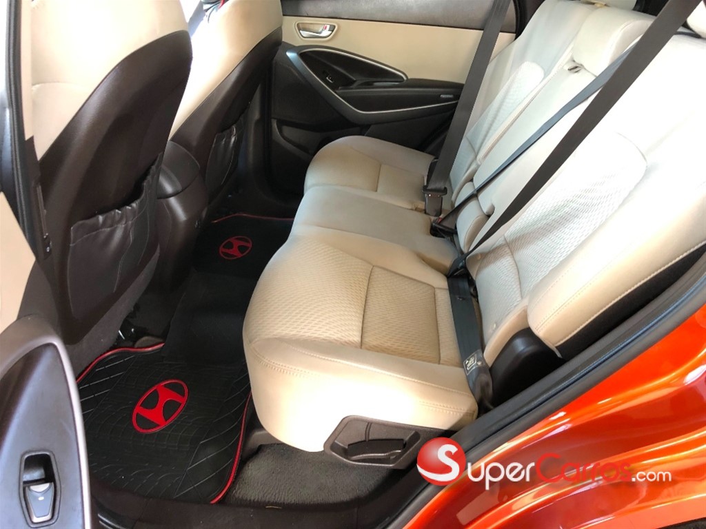 2016 Hyundai Santa Fe — foto 8 / 9
