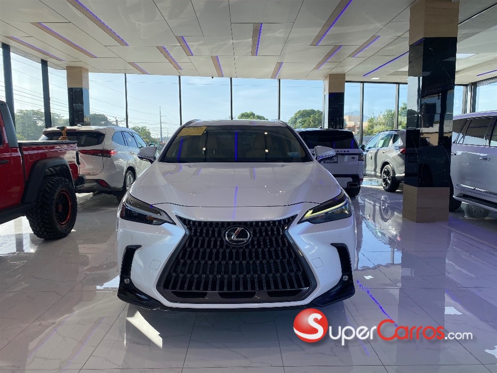 2022 Lexus NX 350 Luxury — foto 2 / 12