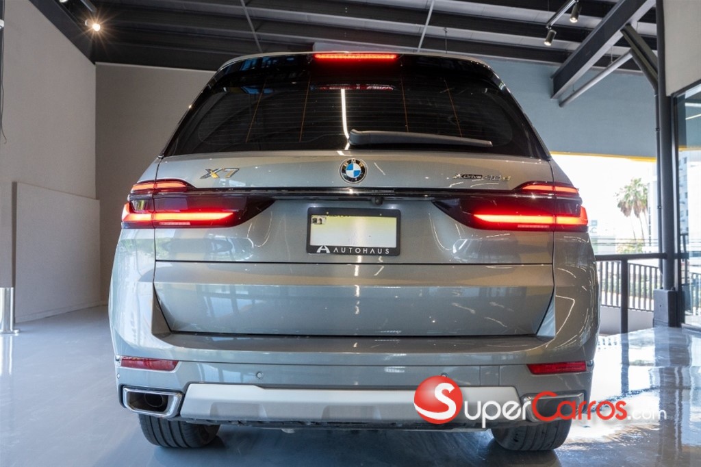 2024 BMW X 7 xDrive 40d Premium — foto 9 / 10