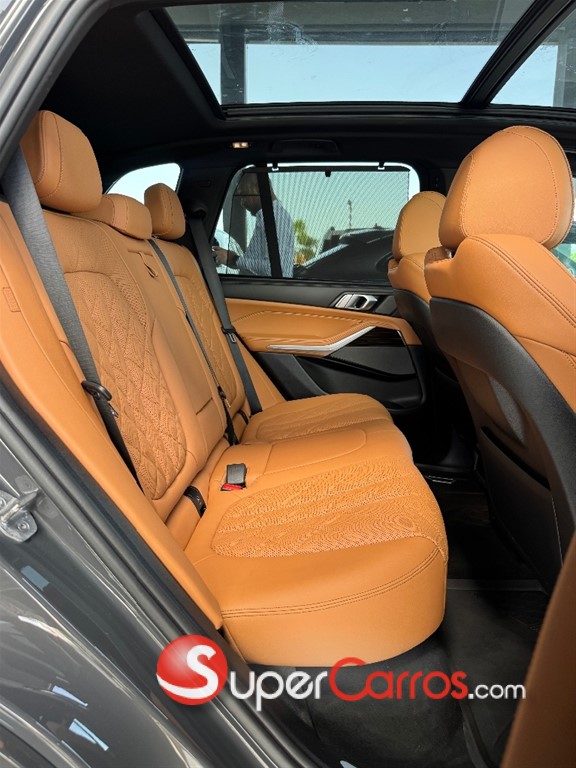 2024 BMW X 5 XDrive 50e — foto 7 / 12