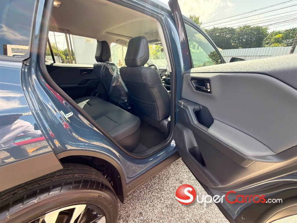 2027 Toyota RAV4 Limited Hybrid — foto 8 / 12