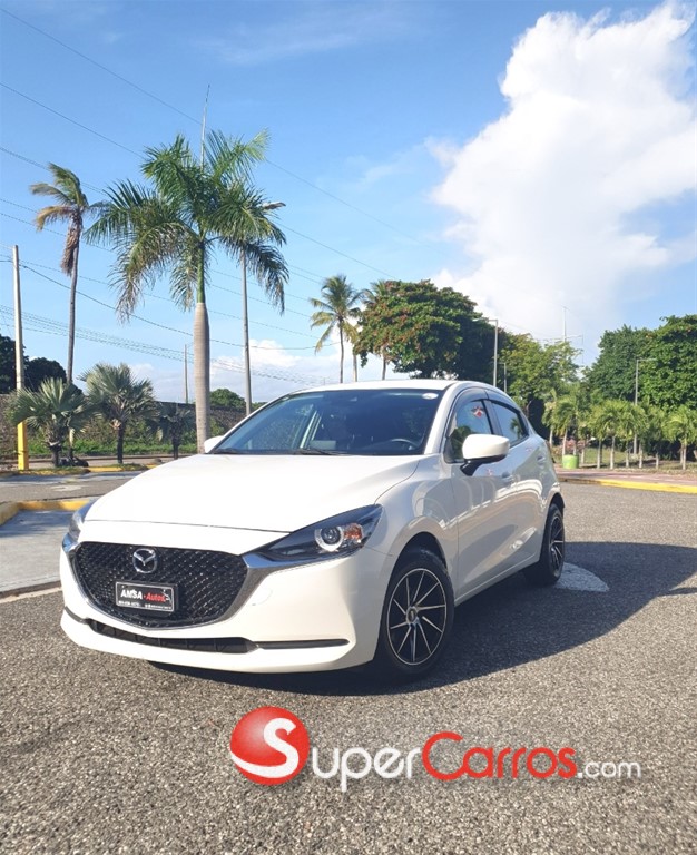 2021 Mazda 2 — foto 1 / 12