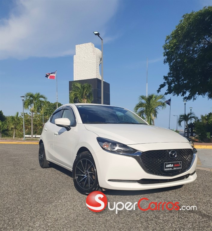 2021 Mazda 2 — foto 3 / 12