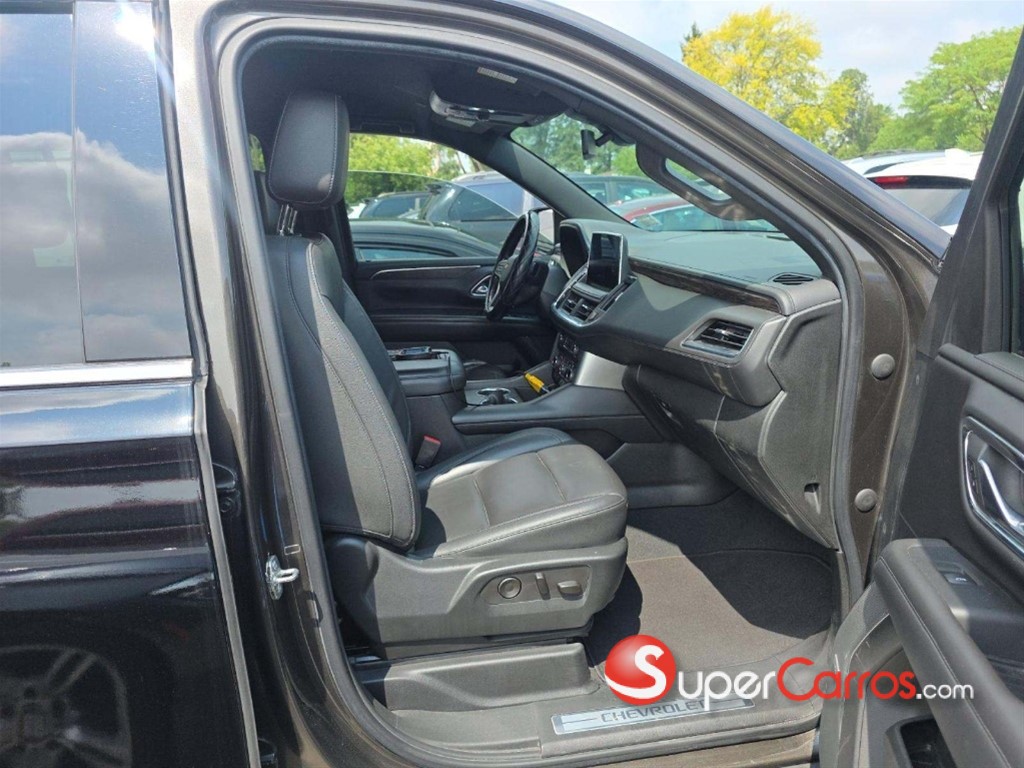 2021 Chevrolet Suburban LT — foto 6 / 9