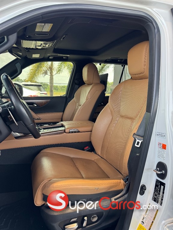 2022 Lexus LX 600 Luxury — foto 8 / 9